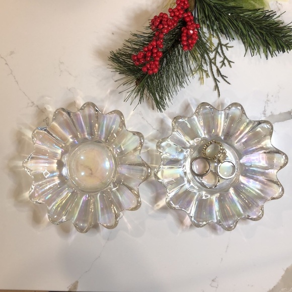 Iridescent vintage oyster coloured federal glass starburst floral dish jewelry - Picture 4 of 6